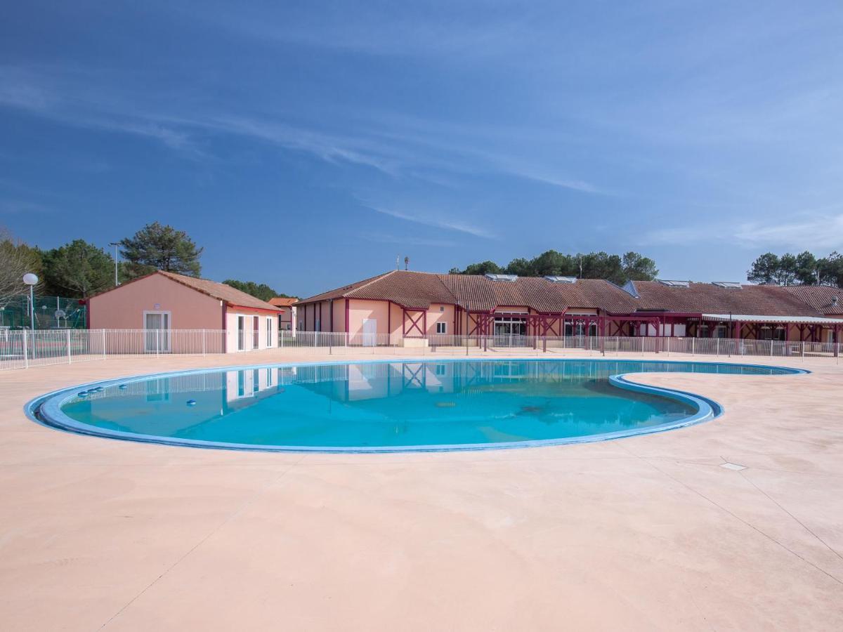 Vacanceole - Les Villas Du Lac Сустон Екстериор снимка